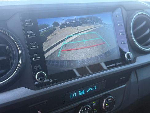 Used 2023 Toyota Tacoma TRD Off-Road w/ Technology Package image 27