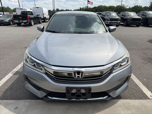 Used 2017 Honda Accord Sport Special Edition image 5