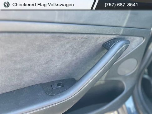 Used 2021 Tesla Model 3 Standard Range Plus RWD image 23