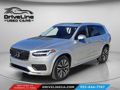 Used 2021 Volvo XC90 T5 Momentum w/ Climate Package image 1
