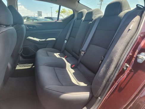 Used 2025 Nissan Altima 2.5 SV AWD/4WD image 27