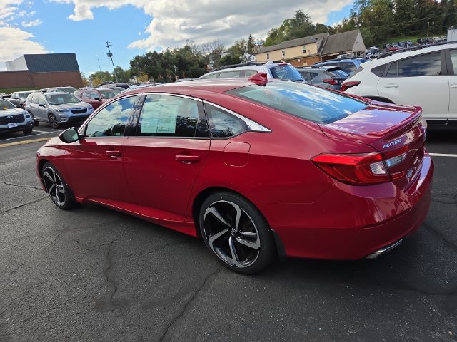 Used 2018 Honda Accord Sport image 5