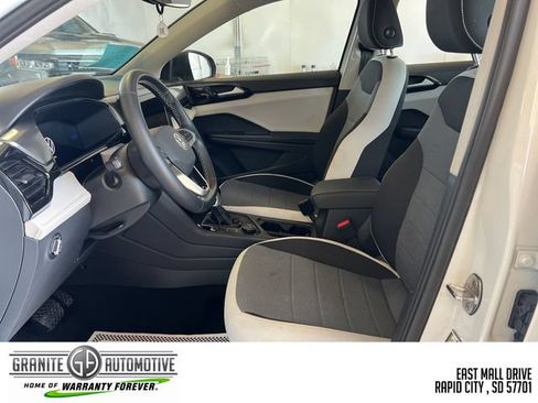 Used 2025 Volkswagen Taos S AWD/4WD image 10