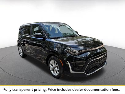 Used 2025 Kia Soul LX w/ LX Technology Package