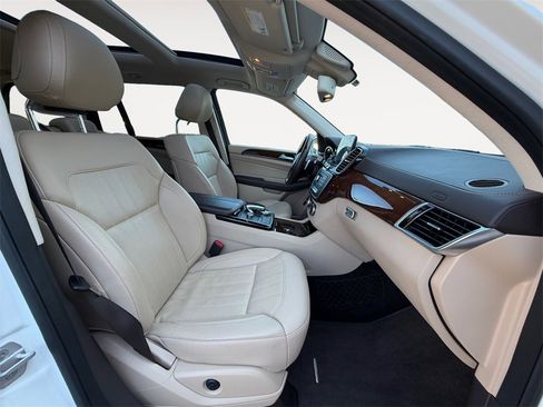 Used 2018 Mercedes-Benz GLS 450 4MATIC image 13