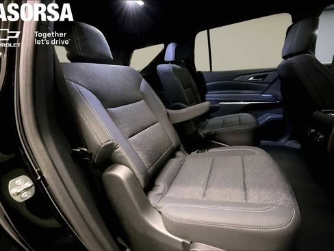Certified 2026 Chevrolet Traverse LT w/ Driver Confidence Package FWD image 27