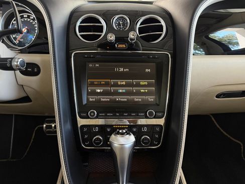 Used 2014 Bentley Flying Spur W12 AWD/4WD image 24