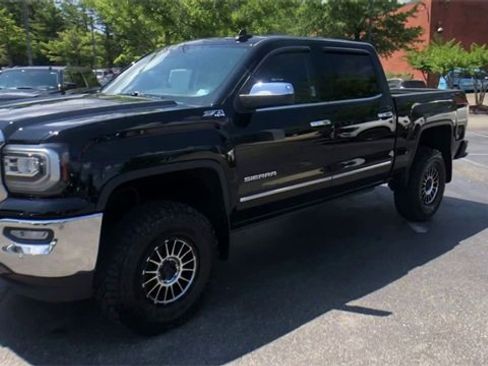 Used 2017 GMC Sierra 1500 SLT image 4