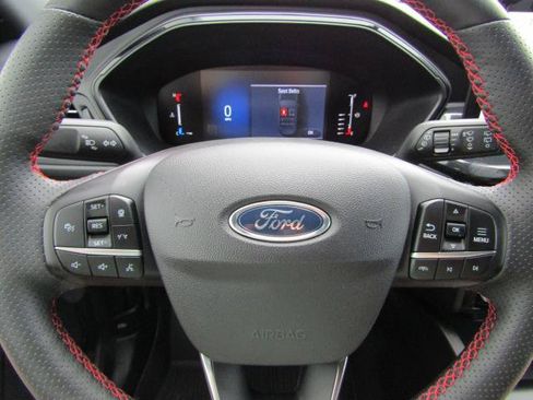 Used 2024 Ford Escape ST-Line w/ Tech Pack #1 AWD/4WD image 19