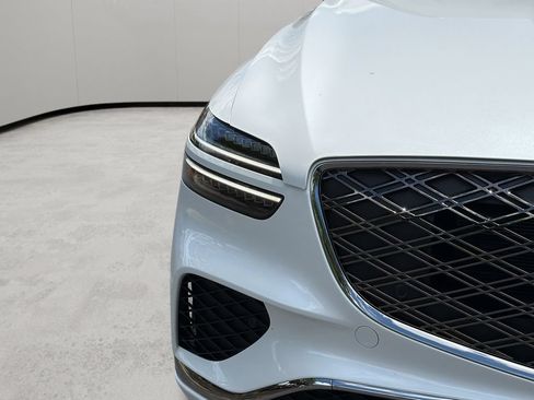 Certified 2026 Genesis GV70 2.5T AWD/4WD image 10