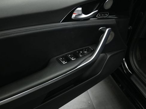Used 2019 Kia Stinger Premium RWD image 7