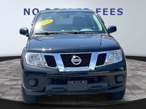 Used 2019 Nissan Frontier SV AWD/4WD image 2