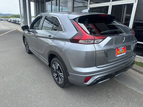 Used 2024 Mitsubishi Eclipse Cross SEL AWD/4WD image 10