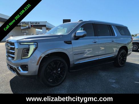 New 2026 GMC Yukon XL Elevation w/ LPO, Elevation Black Package AWD/4WD image 8