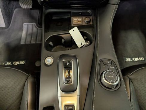 Used 2023 INFINITI QX50 Luxe AWD/4WD image 24