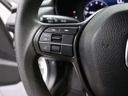 Certified 2023 Honda Accord EX image 6