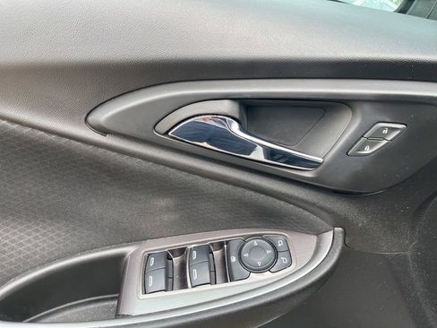 Used 2022 Chevrolet Malibu LS w/ LPO, Convenience Package 1 FWD image 8