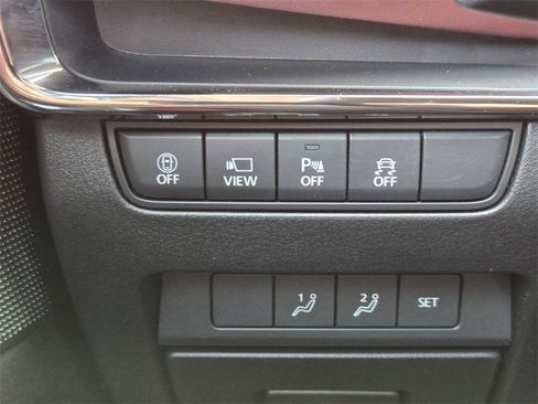 Used 2021 MAZDA MAZDA3 Premium Plus image 22