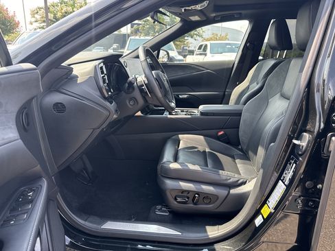 Used 2023 Lexus RX 350 FWD w/ Cold Area Package image 8