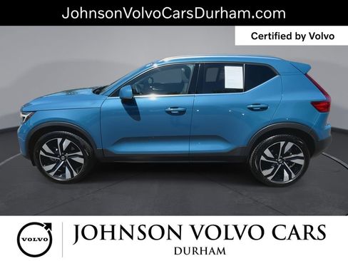 Used 2023 Volvo XC40 B5 Plus w/ Protection Package Premier AWD/4WD image 6