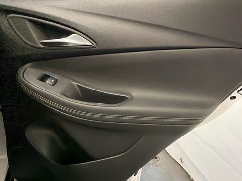 Used 2024 Buick Encore GX Preferred FWD image 32