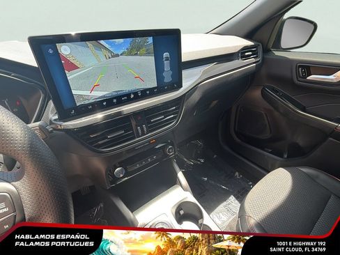 Used 2025 Ford Escape ST-Line w/ Tech Pack #1 FWD image 19