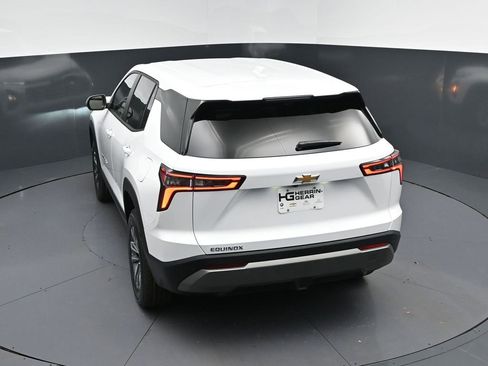 New 2026 Chevrolet Equinox LT w/ Safety and Technology Package image 34