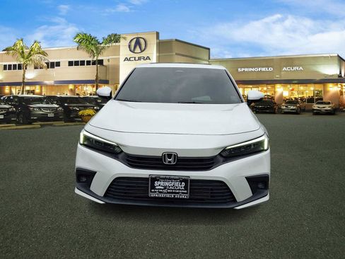 Used 2024 Honda Civic Touring image 2