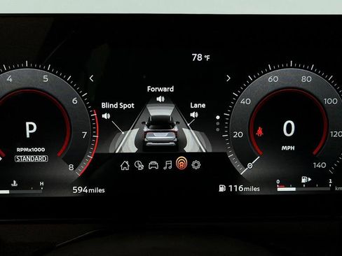 Used 2025 Nissan Kicks SR image 34