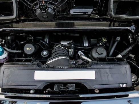 Used 2011 Porsche 911 Carrera 4S image 25