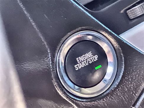 Used 2019 GMC Yukon SLT image 28