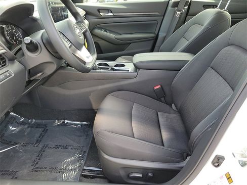 New 2025 Nissan Altima 2.5 SV w/ SV Special Edition Package image 12