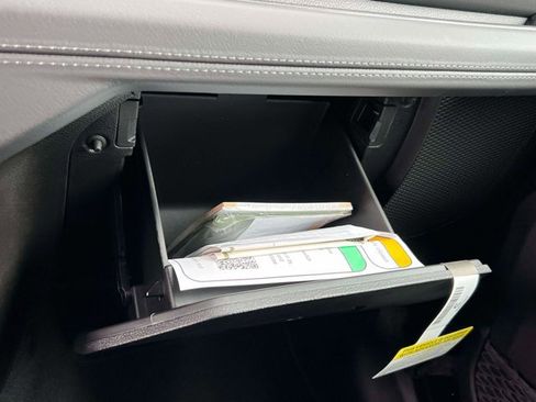 Used 2025 Jeep Wrangler Sahara image 30