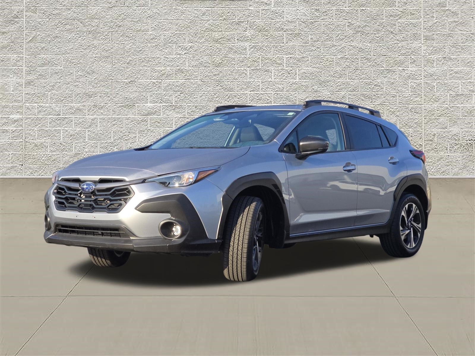 Used 2024 Subaru Crosstrek 2.0i Premium AWD/4WD image 3