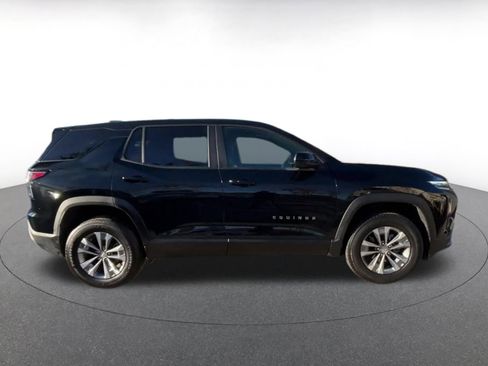 Used 2025 Chevrolet Equinox LT image 16