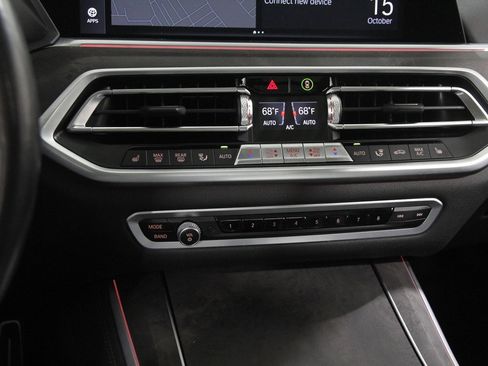 Used 2022 BMW X5 xDrive40i w/ M Sport Package image 15