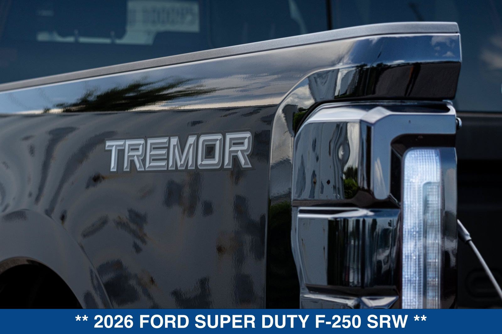New 2026 Ford F250 Platinum w/ Tremor Off-Road Package AWD/4WD image 47