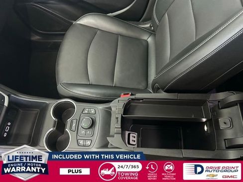 Used 2024 GMC Terrain SLT w/ Tech Package AWD/4WD image 21