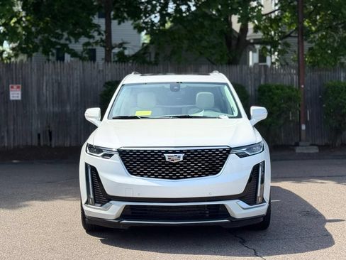 Used 2023 Cadillac XT6 Premium Luxury w/ LPO, Floor Liner Package AWD/4WD image 8
