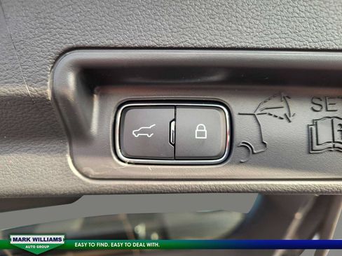Used 2025 Ford Explorer ST AWD/4WD image 35