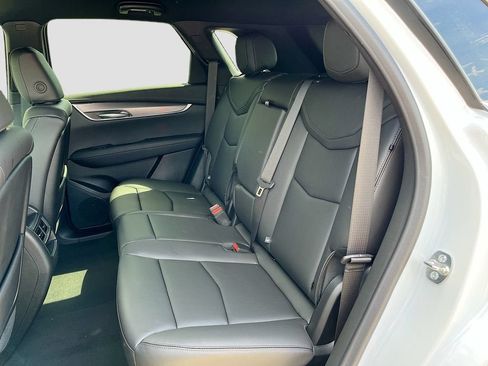 New 2026 Cadillac XT5 Luxury w/ LPO, Floor Liner Package AWD/4WD image 30