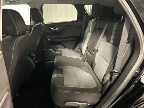 Used 2025 Chevrolet Blazer LT AWD/4WD image 23