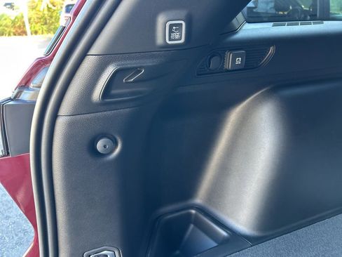 New 2025 Jeep Grand Cherokee Limited w/ Black Appearance Package image 38