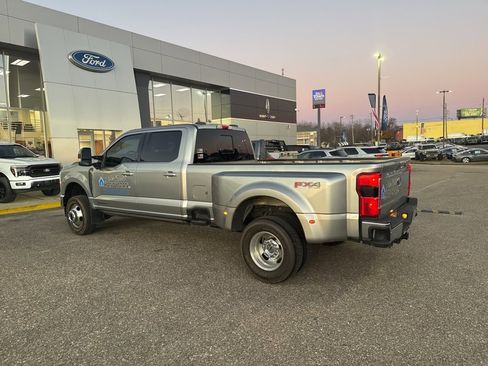 Used 2023 Ford F350 Lariat w/ Lariat Ultimate Package image 11