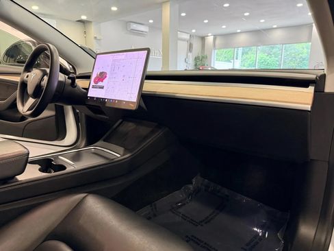 Used 2021 Tesla Model 3 Long Range AWD/4WD image 10