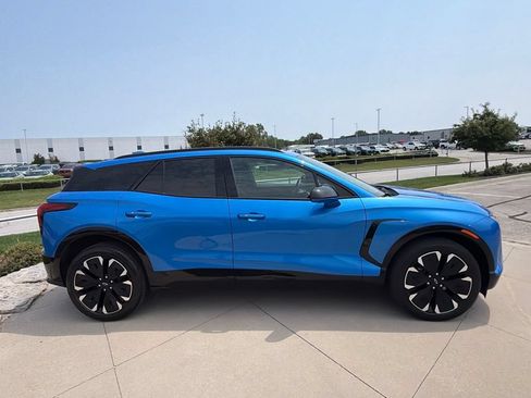Used 2024 Chevrolet Blazer EV RS AWD/4WD image 15