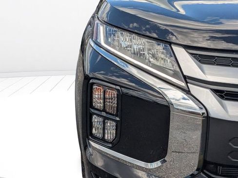 New 2026 Mitsubishi Outlander Sport ES AWD/4WD image 9