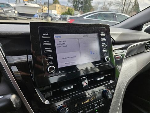 Used 2024 Toyota Camry LE image 19