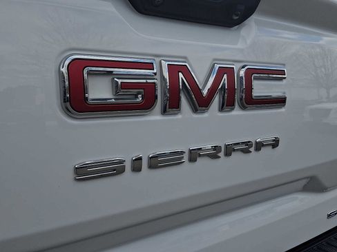 Certified 2023 GMC Sierra 1500 SLE image 30