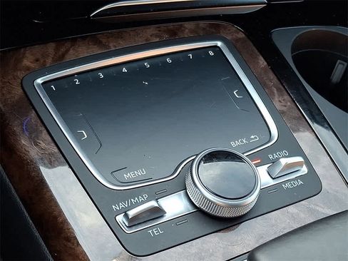 Used 2017 Audi Q7 3.0T Premium Plus w/ Premium Plus Package image 27